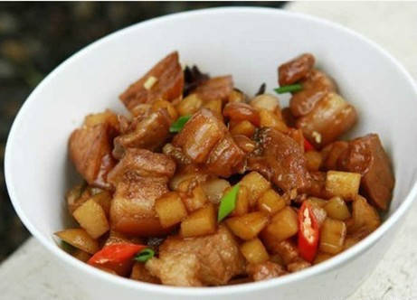 土豆烧五花肉