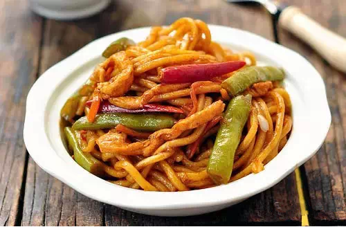 鸡丝焖面