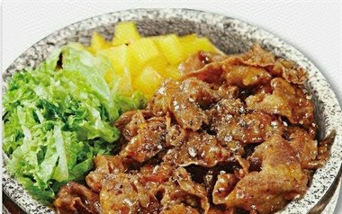 黑椒肥牛培根双拼