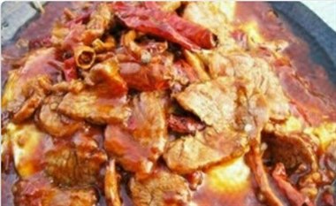 干锅里脊加米饭