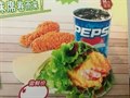 玉米片鲜虾卷+香辣鸡翅+中可
