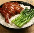 卤制鸭腿饭