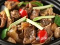 砂锅咕咕肉