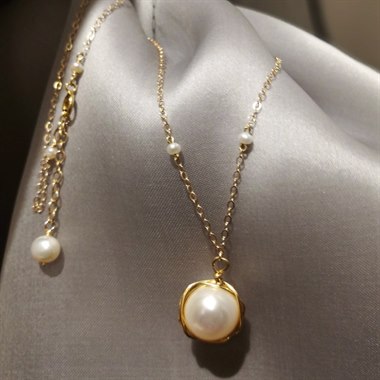 闪耀在人群里的你丨14K彩金天然淡水珍珠项链